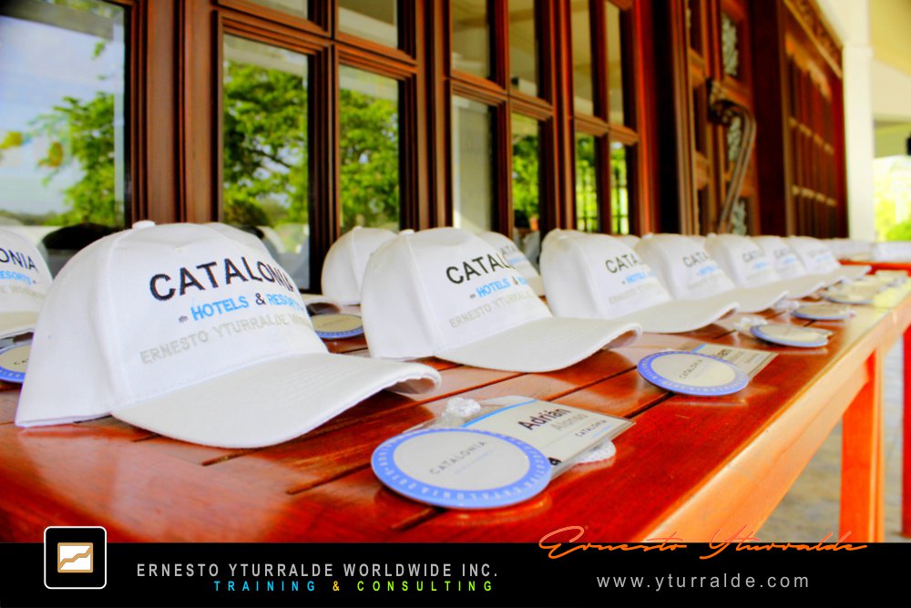 Retiros Corporativos Anuales - Annual Retreats - Annual Offsites - Ernesto Yturralde Worldwide Inc. Experiencias de Team Building Global